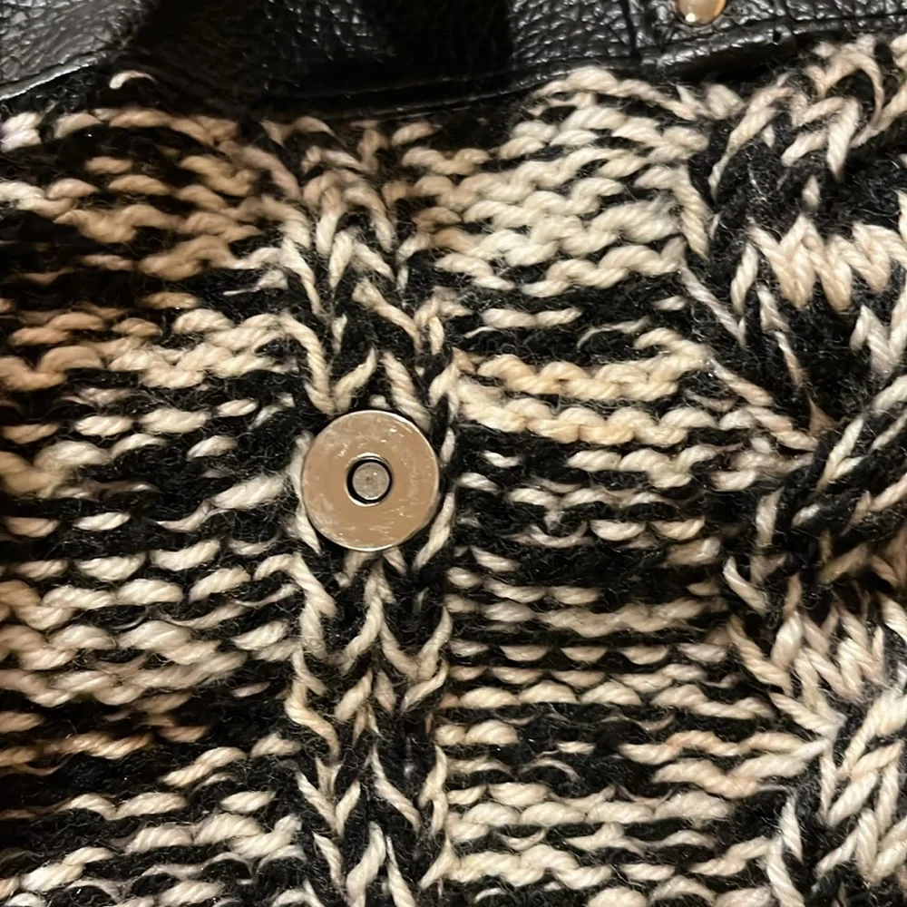 Ulta cable knit tote NWT